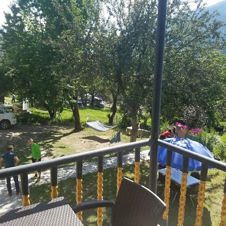 Guest House Adelina Mestia Bagian luar foto