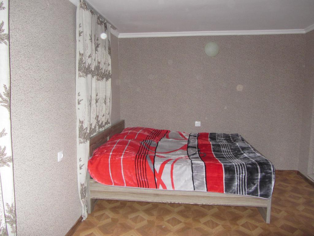 Guest House Adelina Mestia Bagian luar foto