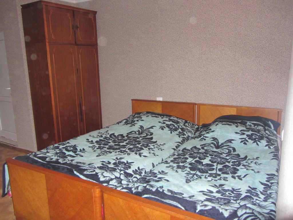 Guest House Adelina Mestia Bagian luar foto