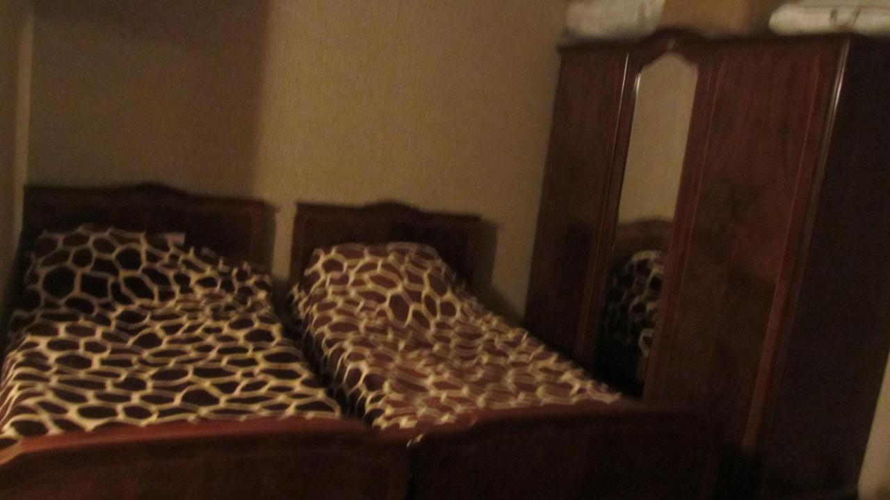 Guest House Adelina Mestia Bagian luar foto