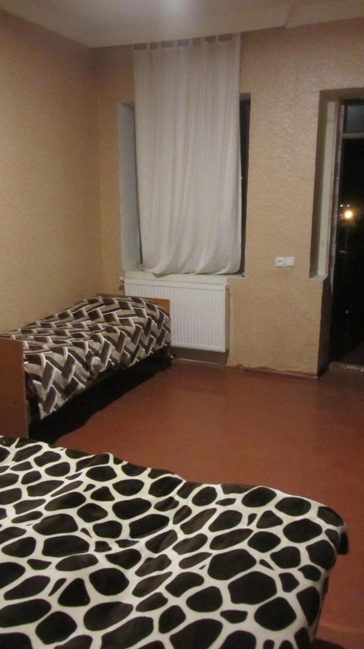 Guest House Adelina Mestia Bagian luar foto